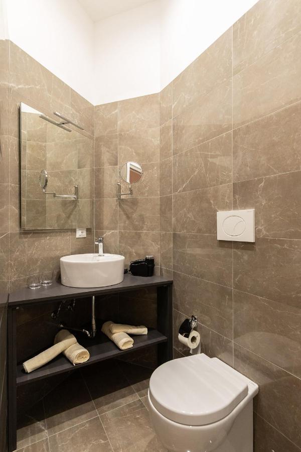 Fj Bianco Guest House Nápoly Kültér fotó