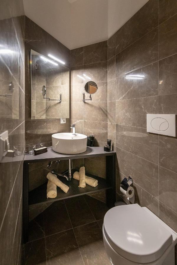 Fj Bianco Guest House Nápoly Kültér fotó